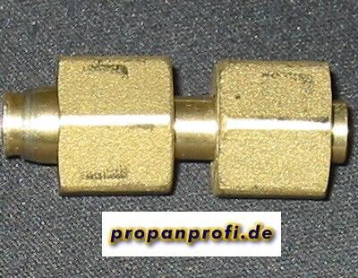 Verbindungsstück G - R 8 x R 8 Messing